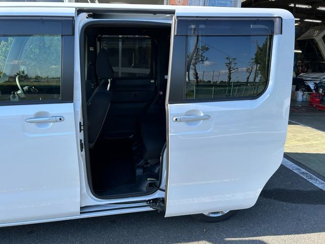 ピクシスメガ L SAIII 冠水歴車ナビTVスマートアシストIII衝突軽減ブレーキ踏み間違え防止装置ホワイトパールスマートキーPスタートイモビ付禁煙車ドラレコ前後2カメラ両側パワースライドドア純正アルミオートマチックハイビーム(48枚目)