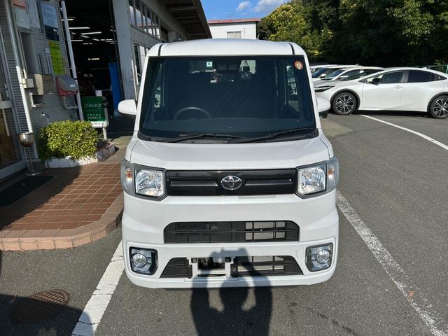 ピクシスメガ L SAIII 冠水歴車ナビTVスマートアシストIII衝突軽減ブレーキ踏み間違え防止装置ホワイトパールスマートキーPスタートイモビ付禁煙車ドラレコ前後2カメラ両側パワースライドドア純正アルミオートマチックハイビーム(4枚目)