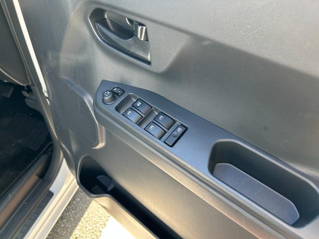 ピクシスメガ L SAIII 冠水歴車ナビTVスマートアシストIII衝突軽減ブレーキ踏み間違え防止装置ホワイトパールスマートキーPスタートイモビ付禁煙車ドラレコ前後2カメラ両側パワースライドドア純正アルミオートマチックハイビーム(38枚目)