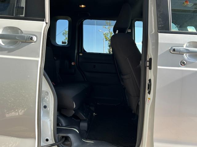 ピクシスメガ L SAIII 冠水歴車ナビTVスマートアシストIII衝突軽減ブレーキ踏み間違え防止装置ホワイトパールスマートキーPスタートイモビ付禁煙車ドラレコ前後2カメラ両側パワースライドドア純正アルミオートマチックハイビーム(55枚目)