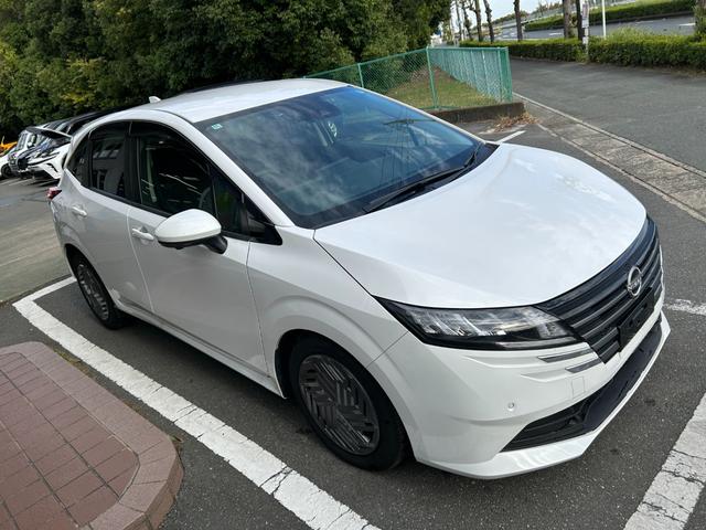 ノート Ｘ　冠水歴車アップルカカープレイアンドロイドオートＢＴ対応ＨＤＭＩ入力アラウンドビューモニターデジタルインナーミラーエマージェンシーブレーキ禁煙車ブラインドスポットモニターリヤクロストラフィックアラート（6枚目）