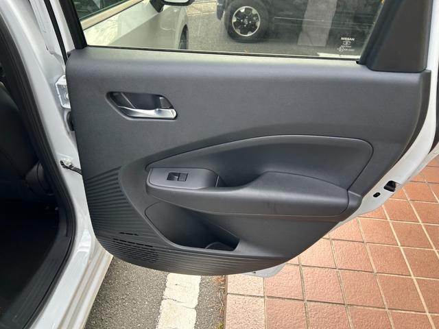 ノート Ｘ　冠水歴車アップルカカープレイアンドロイドオートＢＴ対応ＨＤＭＩ入力アラウンドビューモニターデジタルインナーミラーエマージェンシーブレーキ禁煙車ブラインドスポットモニターリヤクロストラフィックアラート（56枚目）