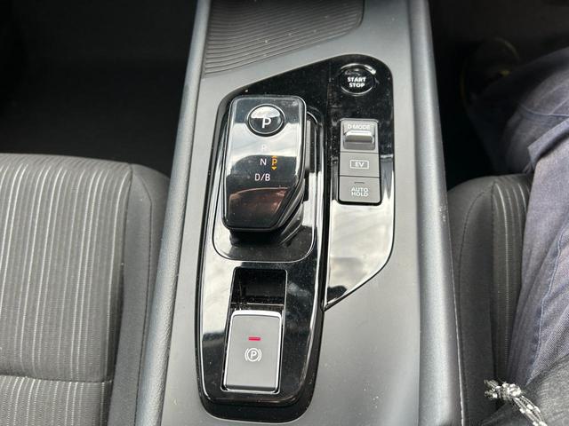 ノート Ｘ　冠水歴車アップルカカープレイアンドロイドオートＢＴ対応ＨＤＭＩ入力アラウンドビューモニターデジタルインナーミラーエマージェンシーブレーキ禁煙車ブラインドスポットモニターリヤクロストラフィックアラート（74枚目）