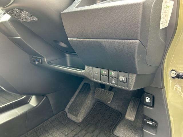 Ｎ－ＯＮＥ オリジナルスタイルプラスアーバン　冠水歴車ナビバックカメラ付センシング衝突軽減ブレーキアダプティブクルーズコントロールドライブレコーダーＥＴＣ車載器外部入力端子メンテナンスノート取説前席シートヒーターＬＥＤヘッド３６０度ＵＶＩＲカット（67枚目）