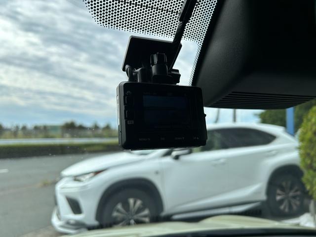 Ｎ－ＯＮＥ オリジナルスタイルプラスアーバン　冠水歴車ナビバックカメラ付センシング衝突軽減ブレーキアダプティブクルーズコントロールドライブレコーダーＥＴＣ車載器外部入力端子メンテナンスノート取説前席シートヒーターＬＥＤヘッド３６０度ＵＶＩＲカット（78枚目）