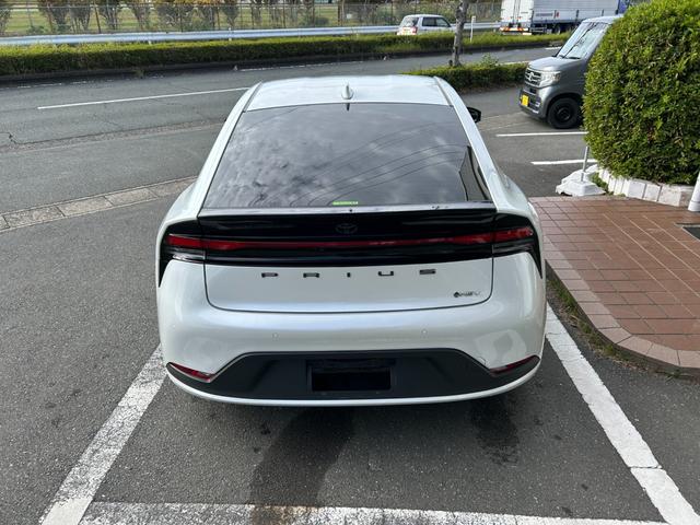 プリウス Ｇ　冠水歴車ナビＴＶバックカメラＢＴ対応ＥＴＣ２．０セーフティセンスプリクラッシュセーフティレーダークルコン禁煙車スマートキー前席シートヒーターオートハイビームメンテノートブラインドスポットモニターパール（11枚目）