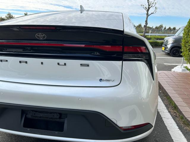 プリウス Ｇ　冠水歴車ナビＴＶバックカメラＢＴ対応ＥＴＣ２．０セーフティセンスプリクラッシュセーフティレーダークルコン禁煙車スマートキー前席シートヒーターオートハイビームメンテノートブラインドスポットモニターパール（19枚目）