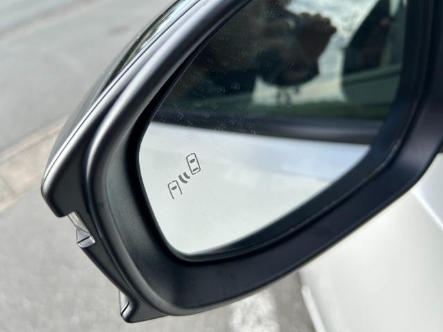 プリウス Ｇ　冠水歴車ナビＴＶバックカメラＢＴ対応ＥＴＣ２．０セーフティセンスプリクラッシュセーフティレーダークルコン禁煙車スマートキー前席シートヒーターオートハイビームメンテノートブラインドスポットモニターパール（29枚目）