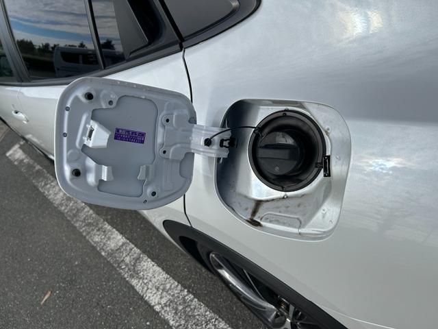 プリウス Ｇ　冠水歴車ナビＴＶバックカメラＢＴ対応ＥＴＣ２．０セーフティセンスプリクラッシュセーフティレーダークルコン禁煙車スマートキー前席シートヒーターオートハイビームメンテノートブラインドスポットモニターパール（35枚目）