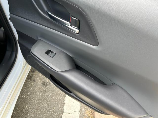 プリウス Ｇ　冠水歴車ナビＴＶバックカメラＢＴ対応ＥＴＣ２．０セーフティセンスプリクラッシュセーフティレーダークルコン禁煙車スマートキー前席シートヒーターオートハイビームメンテノートブラインドスポットモニターパール（54枚目）