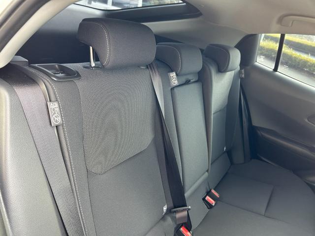 プリウス Ｇ　冠水歴車ナビＴＶバックカメラＢＴ対応ＥＴＣ２．０セーフティセンスプリクラッシュセーフティレーダークルコン禁煙車スマートキー前席シートヒーターオートハイビームメンテノートブラインドスポットモニターパール（55枚目）