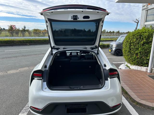 プリウス Ｇ　冠水歴車ナビＴＶバックカメラＢＴ対応ＥＴＣ２．０セーフティセンスプリクラッシュセーフティレーダークルコン禁煙車スマートキー前席シートヒーターオートハイビームメンテノートブラインドスポットモニターパール（58枚目）