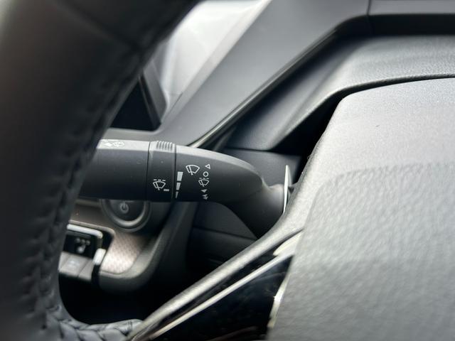 プリウス Ｇ　冠水歴車ナビＴＶバックカメラＢＴ対応ＥＴＣ２．０セーフティセンスプリクラッシュセーフティレーダークルコン禁煙車スマートキー前席シートヒーターオートハイビームメンテノートブラインドスポットモニターパール（71枚目）