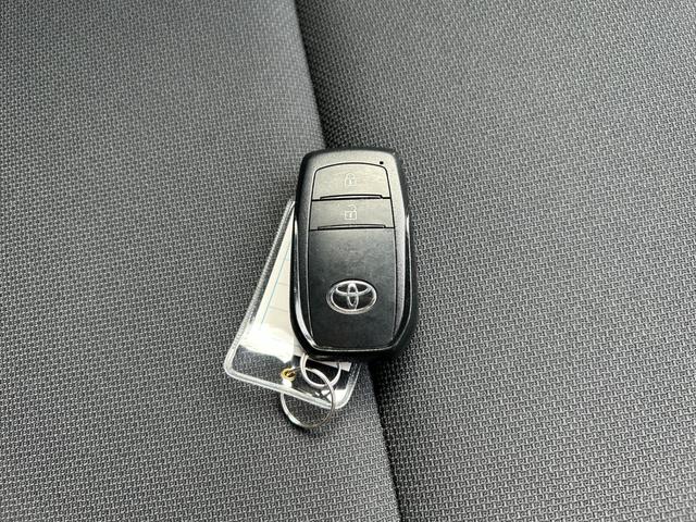 プリウス Ｇ　冠水歴車ナビＴＶバックカメラＢＴ対応ＥＴＣ２．０セーフティセンスプリクラッシュセーフティレーダークルコン禁煙車スマートキー前席シートヒーターオートハイビームメンテノートブラインドスポットモニターパール（80枚目）