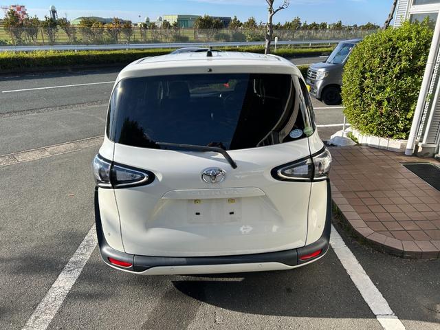シエンタ Ｇ　冠水歴車ナビＴＶバックカメラＢＴオーディオ対応付３列シート７名乗車両側パワスラセーフティセンスプリクラッシュセーフティ衝突軽減ブレーキスマートキーＰスタートイモビライザー禁煙車衝突安全ボディーパール白（11枚目）