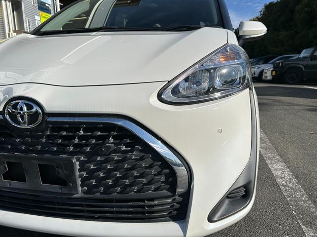 シエンタ Ｇ　冠水歴車ナビＴＶバックカメラＢＴオーディオ対応付３列シート７名乗車両側パワスラセーフティセンスプリクラッシュセーフティ衝突軽減ブレーキスマートキーＰスタートイモビライザー禁煙車衝突安全ボディーパール白（15枚目）