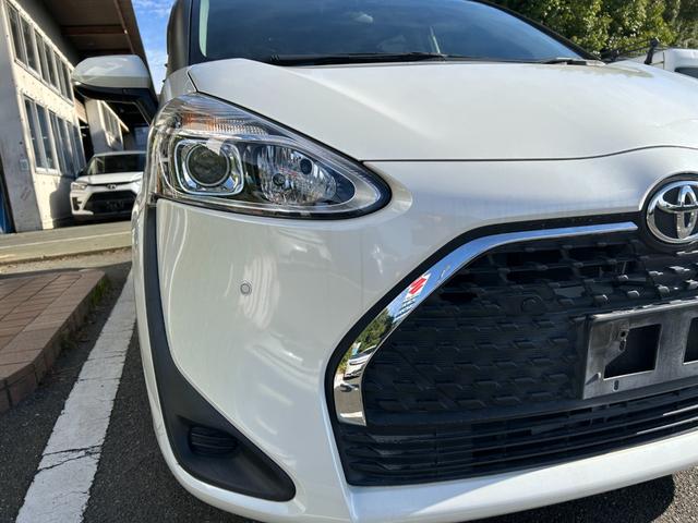 シエンタ Ｇ　冠水歴車ナビＴＶバックカメラＢＴオーディオ対応付３列シート７名乗車両側パワスラセーフティセンスプリクラッシュセーフティ衝突軽減ブレーキスマートキーＰスタートイモビライザー禁煙車衝突安全ボディーパール白（17枚目）