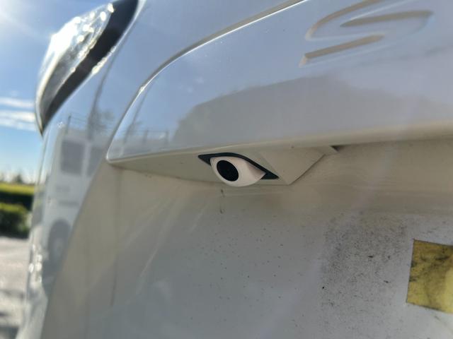 シエンタ Ｇ　冠水歴車ナビＴＶバックカメラＢＴオーディオ対応付３列シート７名乗車両側パワスラセーフティセンスプリクラッシュセーフティ衝突軽減ブレーキスマートキーＰスタートイモビライザー禁煙車衝突安全ボディーパール白（27枚目）