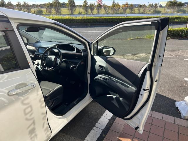 シエンタ Ｇ　冠水歴車ナビＴＶバックカメラＢＴオーディオ対応付３列シート７名乗車両側パワスラセーフティセンスプリクラッシュセーフティ衝突軽減ブレーキスマートキーＰスタートイモビライザー禁煙車衝突安全ボディーパール白（37枚目）