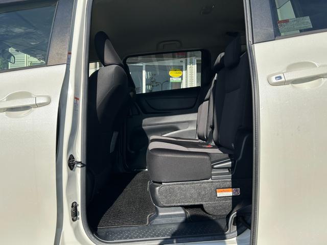 シエンタ Ｇ　冠水歴車ナビＴＶバックカメラＢＴオーディオ対応付３列シート７名乗車両側パワスラセーフティセンスプリクラッシュセーフティ衝突軽減ブレーキスマートキーＰスタートイモビライザー禁煙車衝突安全ボディーパール白（50枚目）