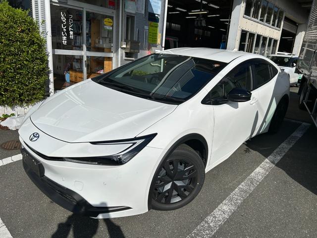 プリウス X 冠水歴車ナビバックカメラETC2.0セーフティーセンスプリクラッシュセーフティーアダプティブクルーズコントロールスマートキーPスタートイモビライザーオートマチックハイビームAC100V電源禁煙車(2枚目)