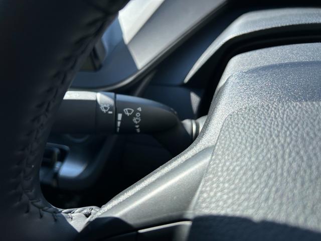 プリウス X 冠水歴車ナビバックカメラETC2.0セーフティーセンスプリクラッシュセーフティーアダプティブクルーズコントロールスマートキーPスタートイモビライザーオートマチックハイビームAC100V電源禁煙車(71枚目)