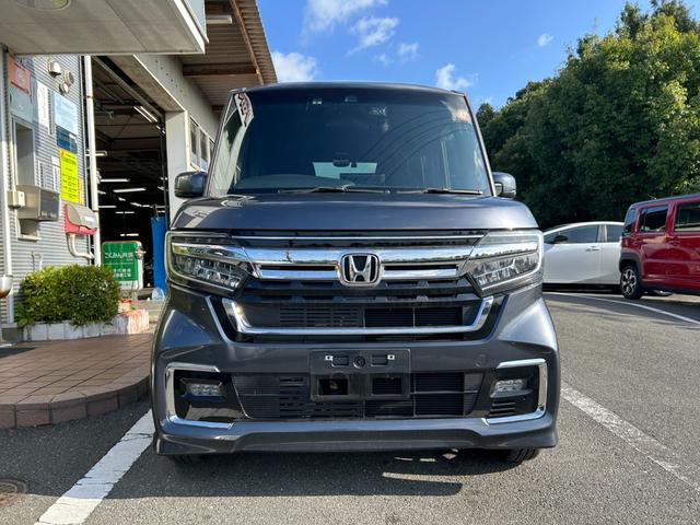 Ｎ－ＢＯＸカスタム Ｌ　冠水歴車ナビＢＴ対応バックカメラＥＴＣ車載器センシング衝突軽減ブレーキアダプティブクルコン踏み間違防止禁煙車両側パワスラドラレコ前席シートヒーターサイドカーテンエアバッグスマートキー２本ＵＳＢジャック（3枚目）