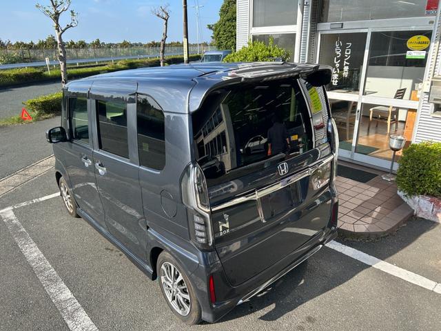 Ｎ－ＢＯＸカスタム Ｌ　冠水歴車ナビＢＴ対応バックカメラＥＴＣ車載器センシング衝突軽減ブレーキアダプティブクルコン踏み間違防止禁煙車両側パワスラドラレコ前席シートヒーターサイドカーテンエアバッグスマートキー２本ＵＳＢジャック（13枚目）