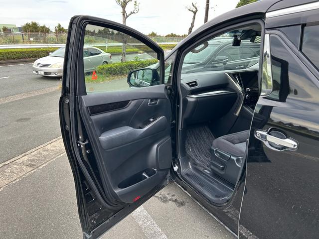 アルファード ２．５Ｓ　Ａパッケージ　冠水歴車ナビＴＶバックカメラＥＴＣ車載器ＢＴ対応リヤフリップダウンモニターサンルーフ付セーフティセンス衝突軽減ブレーキ付プリクラッシュセーフティーレーダークルコン両側パワスラドラレコ前後２カメラ禁煙車（43枚目）
