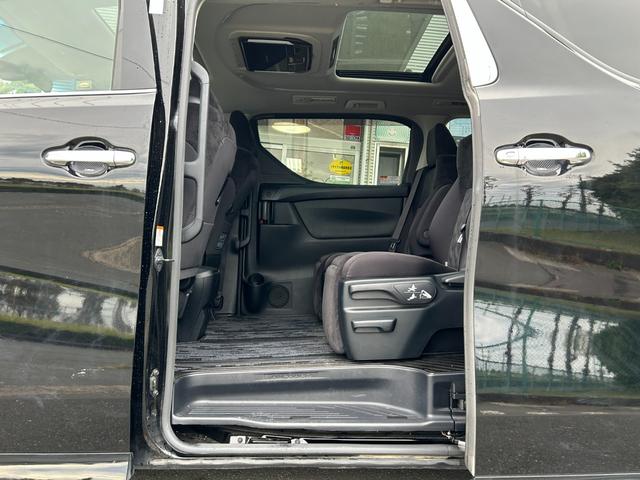 アルファード ２．５Ｓ　Ａパッケージ　冠水歴車ナビＴＶバックカメラＥＴＣ車載器ＢＴ対応リヤフリップダウンモニターサンルーフ付セーフティセンス衝突軽減ブレーキ付プリクラッシュセーフティーレーダークルコン両側パワスラドラレコ前後２カメラ禁煙車（51枚目）