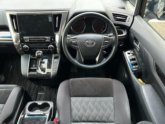 アルファード ２．５Ｓ　Ａパッケージ　冠水歴車ナビＴＶバックカメラＥＴＣ車載器ＢＴ対応リヤフリップダウンモニターサンルーフ付セーフティセンス衝突軽減ブレーキ付プリクラッシュセーフティーレーダークルコン両側パワスラドラレコ前後２カメラ禁煙車（65枚目）