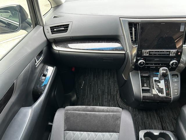 アルファード ２．５Ｓ　Ａパッケージ　冠水歴車ナビＴＶバックカメラＥＴＣ車載器ＢＴ対応リヤフリップダウンモニターサンルーフ付セーフティセンス衝突軽減ブレーキ付プリクラッシュセーフティーレーダークルコン両側パワスラドラレコ前後２カメラ禁煙車（66枚目）