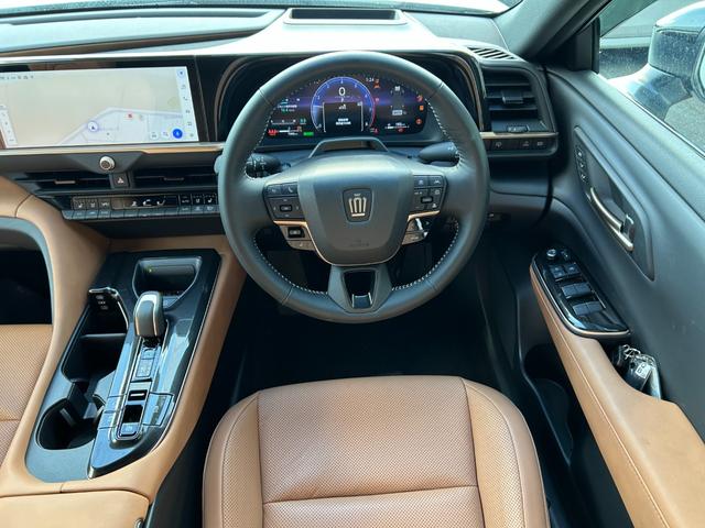 クラウンスポーツ Z 冠水歴車ナビTVバックカメラ全方位モニターETC2.0セーフティセンスプリクラッシュセーフティレーダークルコン禁煙車ブラインドスポットモニターメンテノート付スマートキー2本シートエアコンAC100V(65枚目)