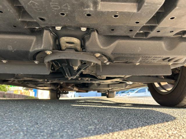 ヴォクシー ＺＳ　煌ＩＩＩ　冠水歴車ナビＴＶバックカメラＥＴＣ車載器スマートキーＰスタートイモビライザー禁煙車セーフティセンス衝突軽減ブレーキプリクラッシュセーフティー両側パワースライドドアオートマチックハイビームドラレコ付（25枚目）