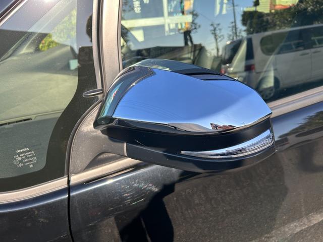 ヴォクシー ＺＳ　煌ＩＩＩ　冠水歴車ナビＴＶバックカメラＥＴＣ車載器スマートキーＰスタートイモビライザー禁煙車セーフティセンス衝突軽減ブレーキプリクラッシュセーフティー両側パワースライドドアオートマチックハイビームドラレコ付（28枚目）