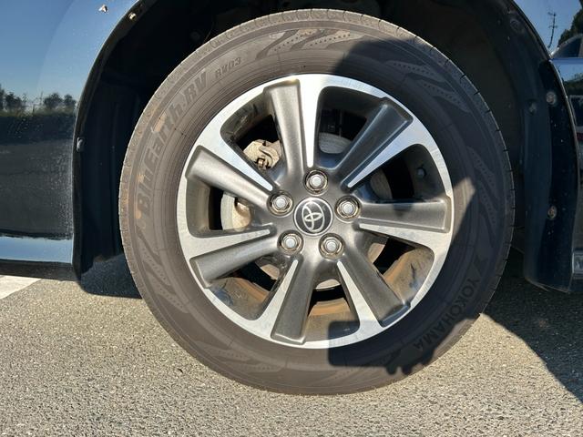 ヴォクシー ＺＳ　煌ＩＩＩ　冠水歴車ナビＴＶバックカメラＥＴＣ車載器スマートキーＰスタートイモビライザー禁煙車セーフティセンス衝突軽減ブレーキプリクラッシュセーフティー両側パワースライドドアオートマチックハイビームドラレコ付（33枚目）