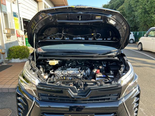 ヴォクシー ＺＳ　煌ＩＩＩ　冠水歴車ナビＴＶバックカメラＥＴＣ車載器スマートキーＰスタートイモビライザー禁煙車セーフティセンス衝突軽減ブレーキプリクラッシュセーフティー両側パワースライドドアオートマチックハイビームドラレコ付（35枚目）
