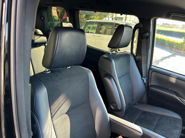 ヴォクシー ＺＳ　煌ＩＩＩ　冠水歴車ナビＴＶバックカメラＥＴＣ車載器スマートキーＰスタートイモビライザー禁煙車セーフティセンス衝突軽減ブレーキプリクラッシュセーフティー両側パワースライドドアオートマチックハイビームドラレコ付（39枚目）