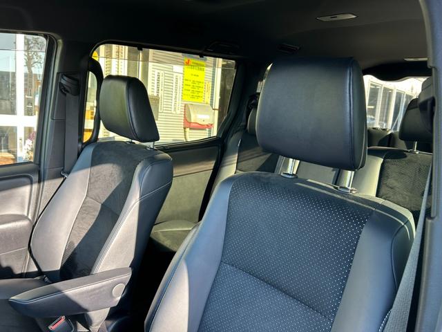 ヴォクシー ＺＳ　煌ＩＩＩ　冠水歴車ナビＴＶバックカメラＥＴＣ車載器スマートキーＰスタートイモビライザー禁煙車セーフティセンス衝突軽減ブレーキプリクラッシュセーフティー両側パワースライドドアオートマチックハイビームドラレコ付（44枚目）