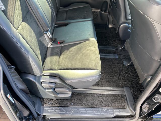 ヴォクシー ＺＳ　煌ＩＩＩ　冠水歴車ナビＴＶバックカメラＥＴＣ車載器スマートキーＰスタートイモビライザー禁煙車セーフティセンス衝突軽減ブレーキプリクラッシュセーフティー両側パワースライドドアオートマチックハイビームドラレコ付（53枚目）