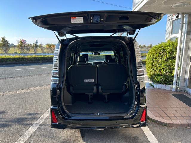 ヴォクシー ＺＳ　煌ＩＩＩ　冠水歴車ナビＴＶバックカメラＥＴＣ車載器スマートキーＰスタートイモビライザー禁煙車セーフティセンス衝突軽減ブレーキプリクラッシュセーフティー両側パワースライドドアオートマチックハイビームドラレコ付（57枚目）
