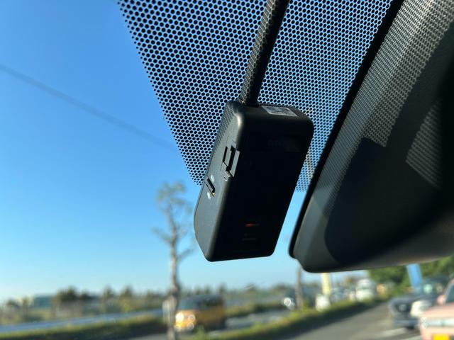 ヴォクシー ＺＳ　煌ＩＩＩ　冠水歴車ナビＴＶバックカメラＥＴＣ車載器スマートキーＰスタートイモビライザー禁煙車セーフティセンス衝突軽減ブレーキプリクラッシュセーフティー両側パワースライドドアオートマチックハイビームドラレコ付（78枚目）