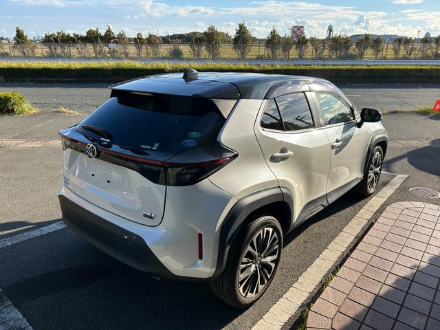 ヤリスクロス ハイブリッドZ 冠水歴車ナビバックカメラ禁煙車セーフティセンスプリクラッシュセーフティークルーズコントロールスマートキー2本Pスタート前席シートヒーターオートマチックハイビームハイブリッド車ドラレコ純正アルミイモビ付(9枚目)