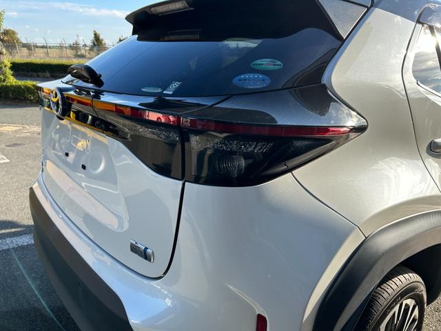 ヤリスクロス ハイブリッドZ 冠水歴車ナビバックカメラ禁煙車セーフティセンスプリクラッシュセーフティークルーズコントロールスマートキー2本Pスタート前席シートヒーターオートマチックハイビームハイブリッド車ドラレコ純正アルミイモビ付(20枚目)
