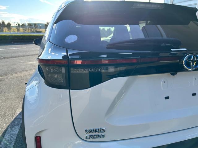 ヤリスクロス ハイブリッドZ 冠水歴車ナビバックカメラ禁煙車セーフティセンスプリクラッシュセーフティークルーズコントロールスマートキー2本Pスタート前席シートヒーターオートマチックハイビームハイブリッド車ドラレコ純正アルミイモビ付(21枚目)