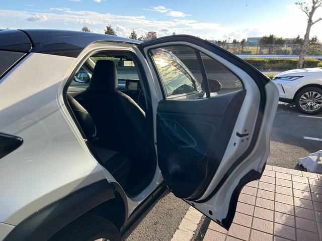 ヤリスクロス ハイブリッドZ 冠水歴車ナビバックカメラ禁煙車セーフティセンスプリクラッシュセーフティークルーズコントロールスマートキー2本Pスタート前席シートヒーターオートマチックハイビームハイブリッド車ドラレコ純正アルミイモビ付(55枚目)