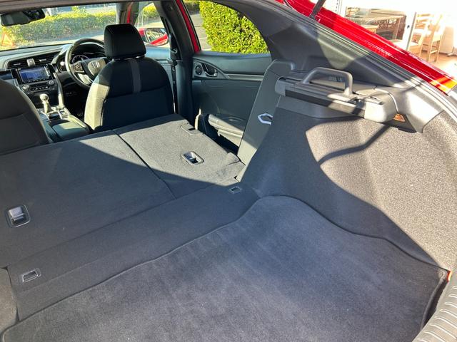 �A�N�Z�X�́A�����������H�l�����h�b�~��Ė�T���B�Ŋ��w�͏㓇�w�i���B�S���j�ƂȂ�܂��B���O�ɂ��A���𒸂���΁A���}�T�[�r�X������܂��B