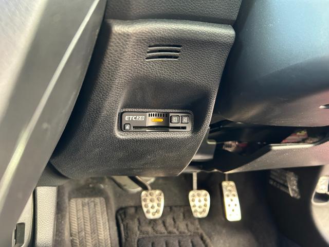 �A�N�Z�X�́A�����������H�l�����h�b�~��Ė�T���B�Ŋ��w�͏㓇�w�i���B�S���j�ƂȂ�܂��B���O�ɂ��A���𒸂���΁A���}�T�[�r�X������܂��B