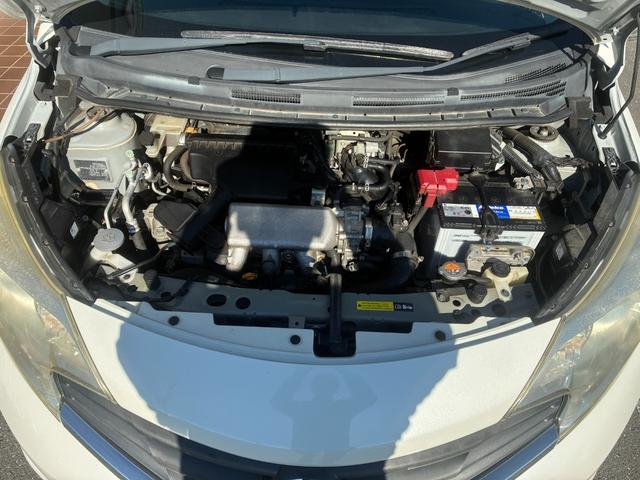 ノート Ｘ　ＤＩＧ－Ｓ　エマージェンシーブレーキパッケージ　ナビＴＶバックカメラアラウンドビューモニターＥＴＣ車載器禁煙車エマージェンシーブレーキ自動防眩式ルームミラーヒーター付ドアミラーホワイトパールスマートキーＰスタートイモビ衝突安全ボディースペアタイヤ付（35枚目）