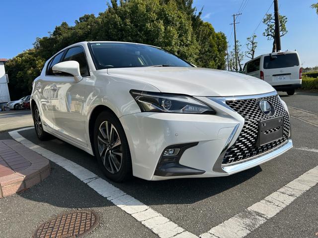 ＣＴ ＣＴ２００ｈ　バージョンＣ　冠水歴車ナビＴＶバックカメラＥＴＣ車載器ＢＴオーディオ対応セーフティセンスリクラッシュセーフティー禁煙車ドライブレコーダーパドルシフトクルコンスマートキー２本オートマチックハイビーム前席シートヒーター（5枚目）